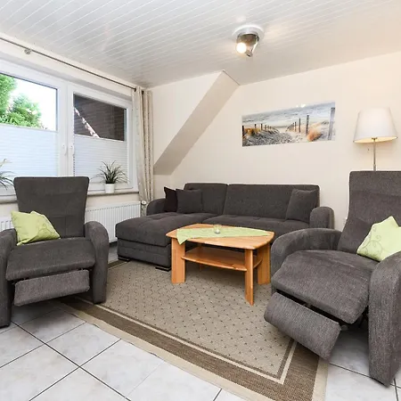 Im Haus Friedeburg *